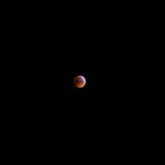 Die Mondfinsternis am Morgen des 21.1.2019 bei Eintritt in die Totalitätsphase, Canon EOS6D mit Leica Elmarit-R 180 mm