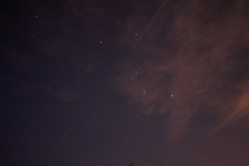 Der Südosthimmel über Darmstadt am 20.2.2015, 18:59 MEZ; Canon EOS 600D, Leica Elmarit 24 mm, f/2.8 , ISO 3200, 5 Sekunden