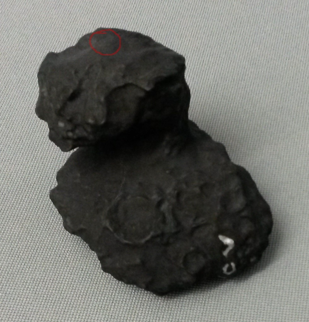 3D-Druck vom Kern des Kometen 67P/Churyumov-Gerasimenko, Ansicht vom "Schaft", mit anvisierter Landestelle von Philae