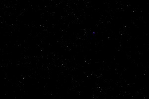 Komet C/2014 Q2 (Lovejoy) am 12.3.2015, 00:45 MEZ, Canon EOS 600D, Leica Elmarit 180, f/2.8, ISO 6400, 4 Sekunden