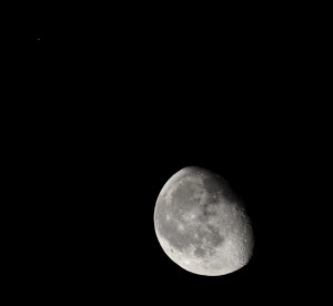 Mond-Saturn-Konjunktion am 21.3.2014, 3:07 MEZ, 65/420 Apochromat, Canon EOS 600D, Kompositaufnahme: ISO 400, 1/80 s und ISO 499, 1/320 s