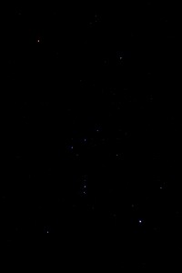 Sternbild Orion am 19.10.2013 um 4:11 MESZ, Kamera Canon EOS 1000D mit 50 mm/1.8 Objektiv, ISO 200, 8 s,, f 1.8 nachgeführt per Vixen GP2 Photo Guider