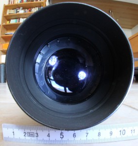 Telemegor 300 f4.5 von Meyer Optik Görlitz, 19 Lamellen-Irisblende offen