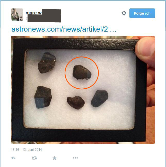 Der angeblich in Hamburg gefundene Meteorit hat nicht nur eine verdächtige Ähnlichkeit mit dem hier markierten Tscheljabinsk-Exemplar aus Herrn W.s eigener Sammlung (zumindest am 13. Juni 2014 befand er sich noch in W.s Besitz) - es ist derselbe Stein.