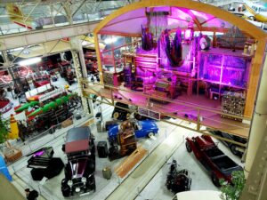 View of the organ and vintage cars from the 2nd floor of the Technik Museum Speyer