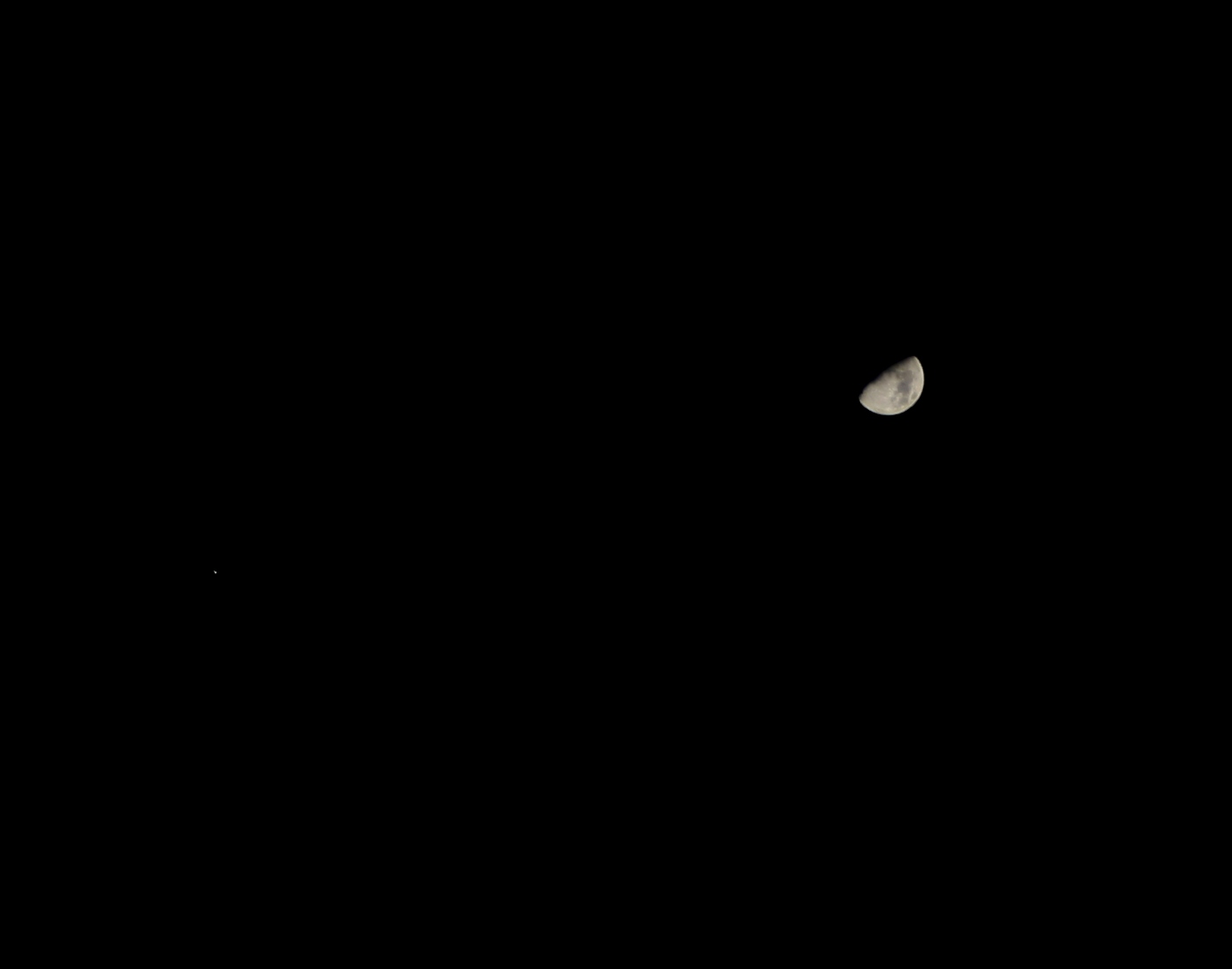 Mond und Jupiter am 2.1.2012, ca. 21:30 MEZ