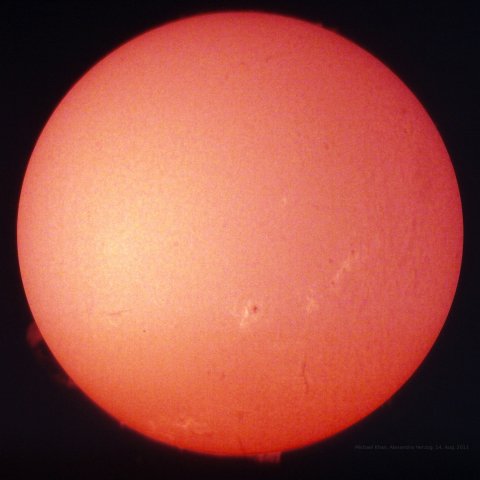 The Sun in the H-Alpha band, taken on 14 Aug. 2013 around 09:00 CEST from Darmstadt, Germany, source: Michael Khan, Alexandra Herzog