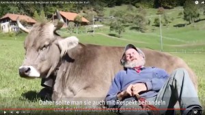 Kleinhornkühe: Schweizer Bergbauer kämpft für die Würde der Kuh (spiegeltv)